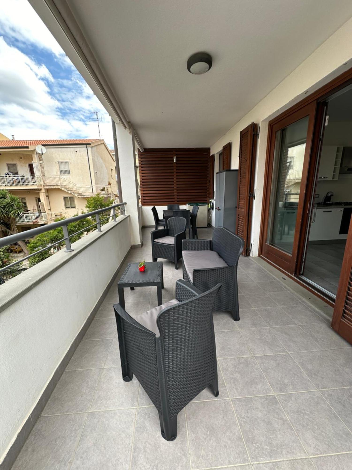 Gris I Blanca Apartment Алгеро Екстериор снимка